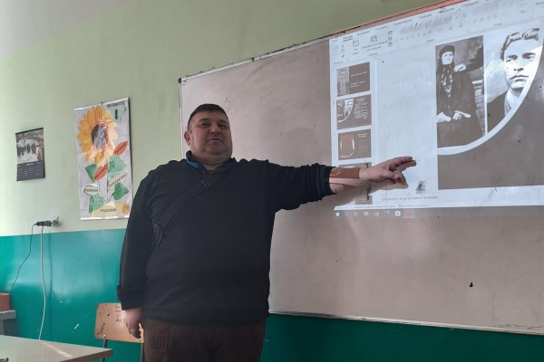 lev111584784-F028-E5FC-AD00-0E807AFDAAEB.jpg