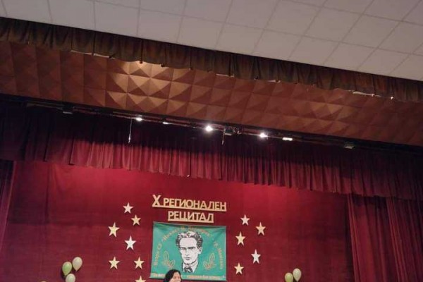 2-266CEBF5E-82C0-E8E0-2132-E6C862351F06.jpg